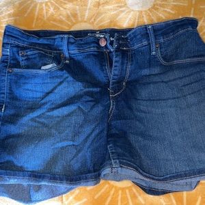 Levi Jean Shorts